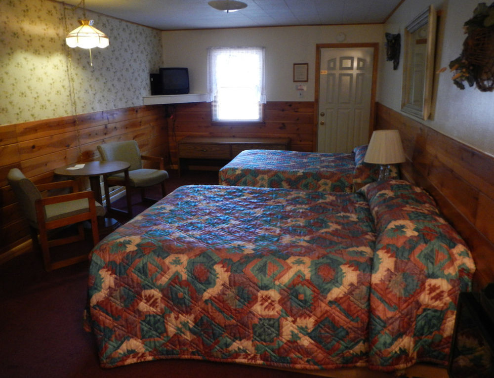 Spring Creek Inn Hill City Exterior photo
